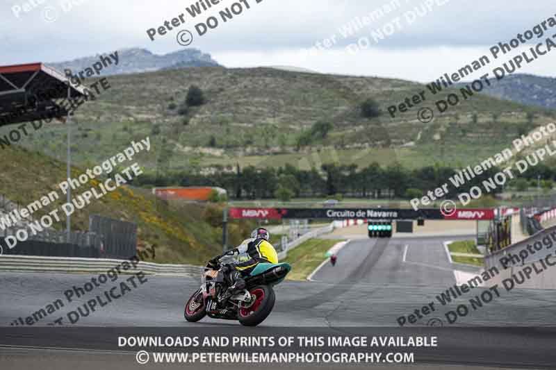 cadwell no limits trackday;cadwell park;cadwell park photographs;cadwell trackday photographs;enduro digital images;event digital images;eventdigitalimages;navarra;no limits trackdays;peter wileman photography;racing digital images;trackday digital images;trackday photos